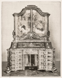 Schloss Bruchsal - Schreibschrank mit reicher Intarsia und den eingelegten Bildern des Hl. Johann Nepomuk und Carl Borromäus - Um 1750, Schloß Bruchsal (Photo Ohler, Bruchsal) / August Richard Maier: Zwei Prachtschränke im Bruchsaler Schloß, S. 85–93 - (Ausschnitt aus Seite 87 der Badischen Heimat, Heft 1-3, 9. Jahrgang, 1922, Herausgeber Prof. Dr. Max Wingenroth, Verlag G. Braun'sche Hofbuchdruckerei, Karlsruhe)