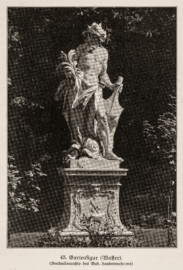 Schloss Bruchsal - Gartenfigur (Wasser) - (Denkmälerarchiv des Bad. Landesmuseums; Bildnachweis: Seite 97 des Buchs: "Anton Wetterer: Das Bruchsaler Schloß - Seine Baugeschichte und seine Kunst - Zur Zweihundertjahrfeier der Grundsteinlegung - 1922 herausgegeben - Zweite verbesserte Auflage, 1927 - Verlag C.F. Müller, Karlsruhe i.B."; Reproduktion durch Dr. Manfred Schneider, November 2021) Schloss Bruchsal - Gartenfigur (Wasser) - (Denkmälerarchiv des Bad. Landesmuseums; Bildnachweis: Seite 97 des Buchs: "Anton Wetterer: Das Bruchsaler Schloß - Seine Baugeschichte und seine Kunst - Zur Zweihundertjahrfeier der Grundsteinlegung - 1922 herausgegeben - Zweite verbesserte Auflage, 1927 - Verlag C.F. Müller, Karlsruhe i.B."; Reproduktion durch Dr. Manfred Schneider, November 2021)