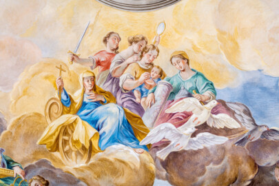 Schloss Bruchsal - Hauptbau / Corps de Logis - Erdgeschoss - Eingang / Intrada - Ausschnitt aus dem Deckengemälde: "Der Sieg der drei christlichen und und der vier weltlichen Tugenden über die Laster" (Malereien ursprünglich von Giovanni Francesco Marchini, 1735, restauriert von Hermenegild Peiker, 1991) (aufgenommen im Juli 2018, am späten Vormittag) Schloss Bruchsal - Hauptbau / Corps de Logis - Erdgeschoss - Eingang / Intrada - Ausschnitt aus dem Deckengemälde: "Der Sieg der drei christlichen und und der vier weltlichen Tugenden über die Laster" (Malereien ursprünglich von Giovanni Francesco Marchini, 1735, restauriert von Hermenegild Peiker, 1991) (aufgenommen im Juli 2018, am späten Vormittag)