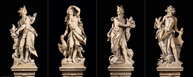 Schloss Bruchsal - Hauptbau / Corps de Logis - Erdgeschoss - Gartensaal / Sala Terrena - Skulpturen-Ensemble "Vier Elemente", gehauen von Joachim Günther - v.l.n.r.: "Das Feuer", "Die Luft", "Die Erde", "Das Wasser" (Originale; Kopien befinden sich im Schlossgarten) (aufgenommen im Januar 2019)