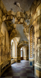 Schloss Bruchsal - Hauptbau / Corps de Logis - Erdgeschoss - Grotte, Nordostseite - Von Westen - Blick nach Osten in den Umgang (Malereien ursprünglich von Giovanni Francesco Marchini, 1731 bis 1736, rekonstruiert von Manfred Leitenmeier, 1971 bis 1980) (aufgenommen im März 2019, um die Mittagszeit) Schloss Bruchsal - Hauptbau / Corps de Logis - Erdgeschoss - Grotte, Nordostseite - Von Westen - Blick nach Osten in den Umgang (Malereien ursprünglich von Giovanni Francesco Marchini, 1731 bis 1736, rekonstruiert von Manfred Leitenmeier, 1971 bis 1980) (aufgenommen im März 2019, um die Mittagszeit)