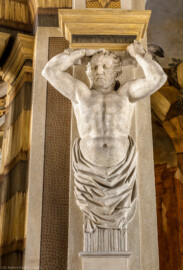 Schloss Bruchsal - Hauptbau / Corps de Logis - Erdgeschoss - Grotte - Blick auf die südliche Herme (rekonstruiert von Hans Volker Dursy, 1973; Malereien ursprünglich von Giovanni Francesco Marchini, 1731 bis 1736, rekonstruiert von Manfred Leitenmeier, 1971 bis 1980) (aufgenommen im März 2019, am späten Vormittag) Schloss Bruchsal - Hauptbau / Corps de Logis - Erdgeschoss - Grotte - Blick auf die südliche Herme (rekonstruiert von Hans Volker Dursy, 1973; Malereien ursprünglich von Giovanni Francesco Marchini, 1731 bis 1736, rekonstruiert von Manfred Leitenmeier, 1971 bis 1980) (aufgenommen im März 2019, am späten Vormittag)