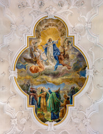 Bruchsal - Peterskirche / St. Peter - Von Innen / Von Unten - Blick in das Gewölbe des Ostschiffs auf das Gemälde "Mariä Himmelfahrt" (gemalt von Josef Mariano Kitschker, 1907 bis 1908) (aufgenommen im Juni 2019, am Nachmittag) Bruchsal - Peterskirche / St. Peter - Von Innen / Von Unten - Blick in das Gewölbe des Ostschiffs auf das Gemälde "Mariä Himmelfahrt" (gemalt von Josef Mariano Kitschker, 1907 bis 1908) (aufgenommen im Juni 2019, am Nachmittag)