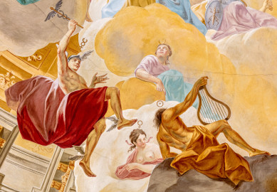 Schloss Bruchsal - Hauptbau / Corps de Logis - Beletage - Kuppelsaal - Kuppelfresko - Ausschnitt aus der nordwestlichen "himmlischen" Zone - Darstellung von Merkur, Mond, Venus und Apoll als antike Götter; links Merkur (Götterbote) mit geflügelten Füßen, geflügeltem Helm und Heroldstab mit Schlange, oben rechts Luna (Mondgöttin) mit Halbmond auf dem Kopf, unten mittig Venus (Göttin der Liebe), unten rechts Apoll (Gott des Lichts u.a.) mit Lyra (urspünglich gemalt 1752 von Johannes Zick und Sohn Januarius, originalgetreu rekonstruiert 1966 von Karl Manninger) (aufgenommen im September 2019, am Nachmittag) Schloss Bruchsal - Hauptbau / Corps de Logis - Beletage - Kuppelsaal - Kuppelfresko - Ausschnitt aus der nordwestlichen "himmlischen" Zone - Darstellung von Merkur, Mond, Venus und Apoll als antike Götter; links Merkur (Götterbote) mit geflügelten Füßen, geflügeltem Helm und Heroldstab mit Schlange, oben rechts Luna (Mondgöttin) mit Halbmond auf dem Kopf, unten mittig Venus (Göttin der Liebe), unten rechts Apoll (Gott des Lichts u.a.) mit Lyra (urspünglich gemalt 1752 von Johannes Zick und Sohn Januarius, originalgetreu rekonstruiert 1966 von Karl Manninger) (aufgenommen im September 2019, am Nachmittag)