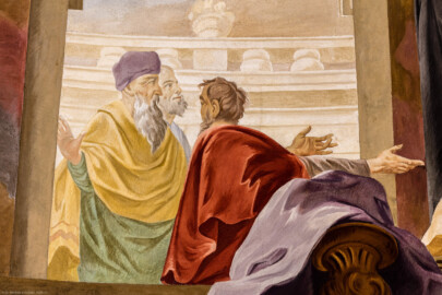 Schloss Bruchsal - Hauptbau / Corps de Logis - Beletage - Kuppelsaal - Kuppelfresko - Ausschnitt aus dem nördlichen "irdischen" Bereich - Drei Staffagefiguren (urspünglich gemalt 1752 von Johannes Zick und Sohn Januarius, originalgetreu rekonstruiert 1966 von Karl Manninger) (aufgenommen im Oktober 2019, am frühen Nachmittag) Schloss Bruchsal - Hauptbau / Corps de Logis - Beletage - Kuppelsaal - Kuppelfresko - Ausschnitt aus dem nördlichen "irdischen" Bereich - Drei Staffagefiguren (urspünglich gemalt 1752 von Johannes Zick und Sohn Januarius, originalgetreu rekonstruiert 1966 von Karl Manninger) (aufgenommen im Oktober 2019, am frühen Nachmittag)