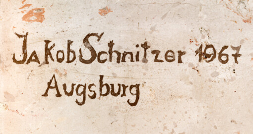 Schloss Bruchsal - Hauptbau / Corps de Logis - Von innen - Beletage - Marmorssal, Nordwand - Von Südwest - Signatur des Augsburgers Stuckateurs Jakob Schnitzer an der Basis der westlichsten Stuckmarmorsäule (Jakob Schnitzer rekonstruierte mit seinem Bruder Josef Schnitzer aus Buching bei Füssen die Stuckarbeiten der Festsäle in der 1960er Jahren) (aufgenommen im Januar 2020, am späten Nachmittag) Schloss Bruchsal - Hauptbau / Corps de Logis - Von innen - Beletage - Marmorssal, Nordwand - Von Südwest - Signatur des Augsburgers Stuckateurs Jakob Schnitzer an der Basis der westlichsten Stuckmarmorsäule (Jakob Schnitzer rekonstruierte mit seinem Bruder Josef Schnitzer aus Buching bei Füssen die Stuckarbeiten der Festsäle in der 1960er Jahren) (aufgenommen im Januar 2020, am späten Nachmittag)