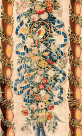 Schloss Bruchsal - Hauptbau / Corps de Logis - Beletage - Garderobenzimmer - Nördliche Wand - Blick auf drei Bahnen der Veston-Tapisserien, auch als "Vestontapete" bezeichnet (linke drei Bahnen: Inv.Nr. G 168a, Höhe 320 cm, Breite 253 cm; rechte zwei Bahnen: Inv.Nr. G 138a, Höhe 325 cm, Breite 172 cm; hergestellt vermutlich in Flandern um 1700) (aufgenommen im Januar 2020, am Nachmittag) Schloss Bruchsal - Hauptbau / Corps de Logis - Beletage - Garderobenzimmer - Nördliche Wand - Blick auf drei Bahnen der Veston-Tapisserien, auch als "Vestontapete" bezeichnet (linke drei Bahnen: Inv.Nr. G 168a, Höhe 320 cm, Breite 253 cm; rechte zwei Bahnen: Inv.Nr. G 138a, Höhe 325 cm, Breite 172 cm; hergestellt vermutlich in Flandern um 1700) (aufgenommen im Januar 2020, am Nachmittag)