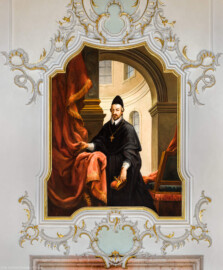Schloss Bruchsal - Hauptbau / Corps de Logis - Von innen - Beletage - Fürstensaal - Westseite, Mitte - Blick von Osten auf das Portrait von Eberhard von Dienheim (1581 bis 1610 Fürstbischof von Speyer) (ursprünglich gemalt von Johannes Zick, um 1753; rekonstruiert von Walter Maschke, 1973 bis 1974) (aufgenommen im Oktober 2020, am späten Vormittag)