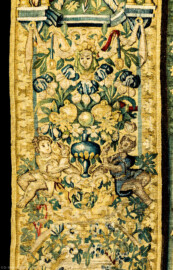 Schloss Bruchsal - Hauptbau / Corps de Logis - Von innen - Beletage - Gelbes Zimmer - Ostwand, nördliche Seite - Ausschnitt (linke Bordüre, oberhalb der Mitte) aus der Tapisserie "David besänftigt Saul mit Saitenspiel" der sechsteiligen Folge mit Szenen aus dem Alten Testament (hier: Episode aus der Geschichte Davids, 1. Buch Samuel, Kapitel 18; Inv.Nr. G 115; Höhe x Breite: 274 cm x 328 cm; hergestellt von Martin II Reymbouts in Brüssel, um 1600; restauriert 1965/66 und nach 2007) (aufgenommen im Oktober 2020, am Nachmittag) Schloss Bruchsal - Hauptbau / Corps de Logis - Von innen - Beletage - Gelbes Zimmer - Ostwand, nördliche Seite - Ausschnitt (linke Bordüre, oberhalb der Mitte) aus der Tapisserie "David besänftigt Saul mit Saitenspiel" der sechsteiligen Folge mit Szenen aus dem Alten Testament (hier: Episode aus der Geschichte Davids, 1. Buch Samuel, Kapitel 18; Inv.Nr. G 115; Höhe x Breite: 274 cm x 328 cm; hergestellt von Martin II Reymbouts in Brüssel, um 1600; restauriert 1965/66 und nach 2007) (aufgenommen im Oktober 2020, am Nachmittag)