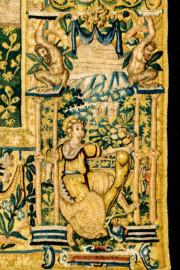 Schloss Bruchsal - Hauptbau / Corps de Logis - Von innen - Beletage - Gelbes Zimmer - Ostwand, nördliche Seite - Ausschnitt (untere rechte Ecke der Bordüre) aus der Tapisserie "David besänftigt Saul mit Saitenspiel" der sechsteiligen Folge mit Szenen aus dem Alten Testament (hier: Episode aus der Geschichte Davids, 1. Buch Samuel, Kapitel 18; Inv.Nr. G 115; Höhe x Breite: 274 cm x 328 cm; hergestellt von Martin II Reymbouts in Brüssel, um 1600; restauriert 1965/66 und nach 2007) (aufgenommen im November 2020, am späten Vormittag) Schloss Bruchsal - Hauptbau / Corps de Logis - Von innen - Beletage - Gelbes Zimmer - Ostwand, nördliche Seite - Ausschnitt (untere rechte Ecke der Bordüre) aus der Tapisserie "David besänftigt Saul mit Saitenspiel" der sechsteiligen Folge mit Szenen aus dem Alten Testament (hier: Episode aus der Geschichte Davids, 1. Buch Samuel, Kapitel 18; Inv.Nr. G 115; Höhe x Breite: 274 cm x 328 cm; hergestellt von Martin II Reymbouts in Brüssel, um 1600; restauriert 1965/66 und nach 2007) (aufgenommen im November 2020, am späten Vormittag)