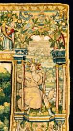 Schloss Bruchsal - Hauptbau / Corps de Logis - Von innen - Beletage - Gelbes Zimmer - Südwand, westliche Seite - Ausschnitt (rechte obere Ecke der Bordüre) aus der Tapisserie "Esther von Ahasver zu königlichen Ehren erhoben" aus der sechsteiligen Folge mit Szenen aus dem Alten Testament (hier: Das Buch Esther, Kapitel 2; Inv.Nr. G 112; Höhe x Breite: 273 cm x 197 cm; hergestellt von Martin II Reymbouts in Brüssel, um 1600; restauriert 1965/66 und nach 2007) (aufgenommen im November 2020, am späten Vormittag) Schloss Bruchsal - Hauptbau / Corps de Logis - Von innen - Beletage - Gelbes Zimmer - Südwand, westliche Seite - Ausschnitt (rechte obere Ecke der Bordüre) aus der Tapisserie "Esther von Ahasver zu königlichen Ehren erhoben" aus der sechsteiligen Folge mit Szenen aus dem Alten Testament (hier: Das Buch Esther, Kapitel 2; Inv.Nr. G 112; Höhe x Breite: 273 cm x 197 cm; hergestellt von Martin II Reymbouts in Brüssel, um 1600; restauriert 1965/66 und nach 2007) (aufgenommen im November 2020, am späten Vormittag)