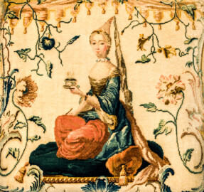 Schloss Bruchsal - Hauptbau / Corps de Logis - Von innen - Beletage - Musikzimmer - Teppich der Rückenlehne eines Armsessels aus einem Satz von Savonnerien mit chinoisen Motiven (Entwurf von Johann Martin Metz; hergestellt in der Kurkölnischen Savonneriemanufaktur in Bonn, zwischen 1758 und 1761) (aufgenommen im Januar 2021, am Nachmittag) Schloss Bruchsal - Hauptbau / Corps de Logis - Von innen - Beletage - Musikzimmer - Teppich der Rückenlehne eines Armsessels aus einem Satz von Savonnerien mit chinoisen Motiven (Entwurf von Johann Martin Metz; hergestellt in der Kurkölnischen Savonneriemanufaktur in Bonn, zwischen 1758 und 1761) (aufgenommen im Januar 2021, am Nachmittag)