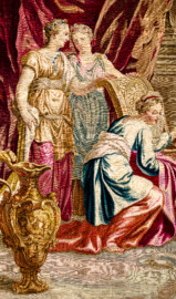 Schloss Bruchsal - Hauptbau / Corps de Logis - Von innen - Beletage - Thronsaal - Ostwand, südliche Seite - Blick auf einen Ausschnitt der Tapisserie "Fest des Lykurg" aus der siebenteiligen Folge "Berühmte Männer nach Plutarch" (Inv.Nr. G 166; Höhe x Breite: 383 cm x 618 cm; entstanden um 1735/1745 in der Werkstatt von Daniel und Urban Leyniers und Hendrik Reydams in Brüssel; Entwürfe von Victor Honoré Janssens ; restauriert 1966 und nach 2007) (aufgenommen im Februar 2021, am späten Vormittag) Schloss Bruchsal - Hauptbau / Corps de Logis - Von innen - Beletage - Thronsaal - Ostwand, südliche Seite - Blick auf einen Ausschnitt der Tapisserie "Fest des Lykurg" aus der siebenteiligen Folge "Berühmte Männer nach Plutarch" (Inv.Nr. G 166; Höhe x Breite: 383 cm x 618 cm; entstanden um 1735/1745 in der Werkstatt von Daniel und Urban Leyniers und Hendrik Reydams in Brüssel; Entwürfe von Victor Honoré Janssens ; restauriert 1966 und nach 2007) (aufgenommen im Februar 2021, am späten Vormittag)