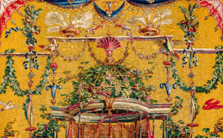 Schloss Bruchsal - Hauptbau / Corps de Logis - Von innen - Beletage - Jagdzimmer - Östliche Wand, Nordseite - Ausschnitt aus der Tapisserie "Bacchus" aus der "Groteskenserie" (Inv.Nr. G 105; Höhe x Breite: 341 cm x 285 cm; hergestellt in der Werkstatt von Philippe Behagle (Vater oder Sohn) in Beauvais zwischen 1685 und 1719; Entwürfe von Jean-Baptiste Monnoyer, Guy-Louis de Vernansal, Jean-Baptiste B(e)lin de Fontenay; restauriert 1960 und nach 2007) (aufgenommen im Februar 2021, am frühen Nachmittag) Schloss Bruchsal - Hauptbau / Corps de Logis - Von innen - Beletage - Jagdzimmer - Östliche Wand, Nordseite - Ausschnitt aus der Tapisserie "Bacchus" aus der "Groteskenserie" (Inv.Nr. G 105; Höhe x Breite: 341 cm x 285 cm; hergestellt in der Werkstatt von Philippe Behagle (Vater oder Sohn) in Beauvais zwischen 1685 und 1719; Entwürfe von Jean-Baptiste Monnoyer, Guy-Louis de Vernansal, Jean-Baptiste B(e)lin de Fontenay; restauriert 1960 und nach 2007) (aufgenommen im Februar 2021, am frühen Nachmittag)