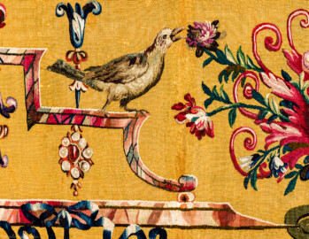 Schloss Bruchsal - Hauptbau / Corps de Logis - Von innen - Beletage - Jagdzimmer - Südliche Wand, rechte Seite - Ausschnitt aus der Tapisserie "Elefantentreiber" aus der "Groteskenserie" (Inv.Nr. G 106; Höhe x Breite 337 cm x 358 cm; hergestellt in der Werkstatt von Philippe Behagle (Vater oder Sohn) in Beauvais zwischen 1685 und 1719; Entwürfe von Jean-Baptiste Monnoyer, Guy-Louis de Vernansal, Jean-Baptiste B(e)lin de Fontenay; restauriert 1960 und nach 2007) (aufgenommen im März 2021, um die Mittagszeit) Schloss Bruchsal - Hauptbau / Corps de Logis - Von innen - Beletage - Jagdzimmer - Südliche Wand, rechte Seite - Ausschnitt aus der Tapisserie "Elefantentreiber" aus der "Groteskenserie" (Inv.Nr. G 106; Höhe x Breite 337 cm x 358 cm; hergestellt in der Werkstatt von Philippe Behagle (Vater oder Sohn) in Beauvais zwischen 1685 und 1719; Entwürfe von Jean-Baptiste Monnoyer, Guy-Louis de Vernansal, Jean-Baptiste B(e)lin de Fontenay; restauriert 1960 und nach 2007) (aufgenommen im März 2021, um die Mittagszeit)