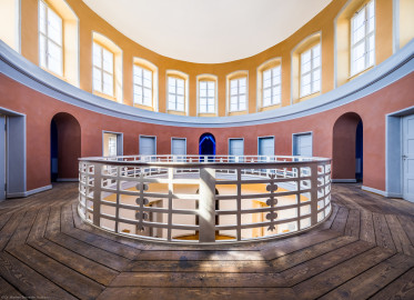 Waghäusel - Eremitage - Hauptbau - Von Innen / Zweites Obergeschoss / Rotunde / Von Osten - Blick in die Rotunde (aufgenommen im September 2021, am frühen Nachmittag) Waghäusel - Eremitage - Hauptbau - Von Innen / Zweites Obergeschoss / Rotunde / Von Osten - Blick in die Rotunde (aufgenommen im September 2021, am frühen Nachmittag)