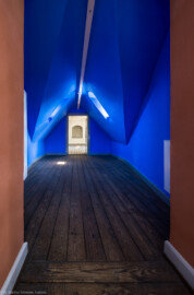 Waghäusel - Eremitage - Hauptbau - Von Innen - 2. Obergeschoss - Blick in einen der blauen Räume (aufgenommen im September 2021, am Nachmittag)