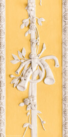 Schloss Bruchsal - Kammerflügel - Kammermusiksaal - Ostwand, schmale Bahn links der südöstlichen Tür, unten - Musikinstrumente als Stuckdekoration (Saal ursprünglich gestaltet von Joachim Günther; heute genutzt von den Bruchsaler Schlosskonzerten) (aufgenommen im Februar 2023, um die Mittagszeit) Schloss Bruchsal - Kammerflügel - Kammermusiksaal - Ostwand, schmale Bahn links der südöstlichen Tür, unten - Musikinstrumente als Stuckdekoration (Saal ursprünglich gestaltet von Joachim Günther; heute genutzt von den Bruchsaler Schlosskonzerten) (aufgenommen im Februar 2023, um die Mittagszeit)