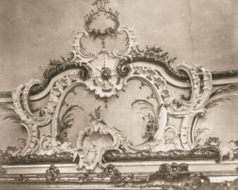 Schloss Bruchsal - Stuckornament - Seite 75 - Auszug aus: "Georg Maria Eckert: Das Schloss zu Bruchsal in Photographieen / Rococo Ornamente aus dem Schlosse zu Bruchsal, 1871"; Digitalisat der Württembergische Landesbibliothek Stuttgart; Persistente URL: http://digital.wlb-stuttgart.de/purl/bsz517721902; gemeinfrei Schloss Bruchsal - Stuckornament - Seite 75 - Auszug aus: "Georg Maria Eckert: Das Schloss zu Bruchsal in Photographieen / Rococo Ornamente aus dem Schlosse zu Bruchsal, 1871"; Digitalisat der Württembergische Landesbibliothek Stuttgart; Persistente URL: http://digital.wlb-stuttgart.de/purl/bsz517721902; gemeinfrei