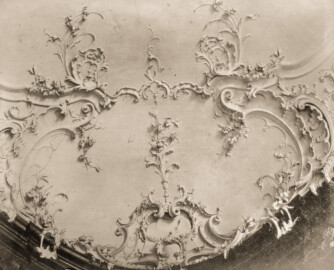 Schloss Bruchsal - Stuckornament - Seite 79 - Auszug aus: "Georg Maria Eckert: Das Schloss zu Bruchsal in Photographieen / Rococo Ornamente aus dem Schlosse zu Bruchsal, 1871"; Digitalisat der Württembergische Landesbibliothek Stuttgart; Persistente URL: http://digital.wlb-stuttgart.de/purl/bsz517721902; gemeinfrei Schloss Bruchsal - Stuckornament - Seite 79 - Auszug aus: "Georg Maria Eckert: Das Schloss zu Bruchsal in Photographieen / Rococo Ornamente aus dem Schlosse zu Bruchsal, 1871"; Digitalisat der Württembergische Landesbibliothek Stuttgart; Persistente URL: http://digital.wlb-stuttgart.de/purl/bsz517721902; gemeinfrei