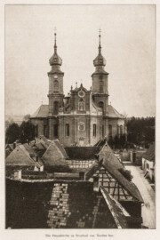 Bruchsal - St. Peter / Peterskirche - Die Peterskirche zu Bruchsal von Norden her (Bildnachweis: Universitätsbibliothek Heidelberg, "Rott, Hans; Kraus, Franz Xaver [Hrsg.]: Die Kunstdenkmäler des Grossherzogthums Baden (Band 9,2): Die Kunstdenkmäler des Amtsbezirks Bruchsal (Kreis Karlsruhe). Tübingen, 1913", Seite 26a - CC-BY-SA-3.0. https://digi.ub.uni-heidelberg.de/diglit/kdm9bd2)