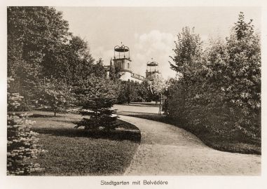 Bruchsal - Stadtgarten mit Belvedere, um 1911 (Bildnachweis: Landesarchiv Baden-Württemberg, Abt. Generallandesarchiv Karlsruhe, 69 Baden, Sammlung 1995 F I Nr. 85, 22; https://www.landesarchiv-bw.de/plink/?f=4-2080935-1; CC BY 3.0 DE) Bruchsal - Stadtgarten mit Belvedere, um 1911 (Bildnachweis: Landesarchiv Baden-Württemberg, Abt. Generallandesarchiv Karlsruhe, 69 Baden, Sammlung 1995 F I Nr. 85, 22; https://www.landesarchiv-bw.de/plink/?f=4-2080935-1; CC BY 3.0 DE)