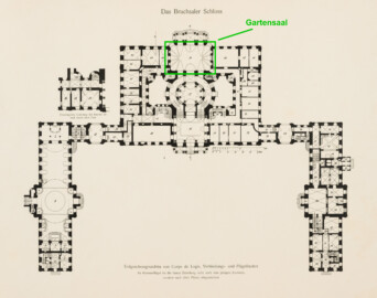 Das Bruchsaler Schloss - Hauptgeschossgrundriss von Corps de Logis, Verbindungs- und Flügelbauten (Modifiziertes Blatt 2 der Mappe "Fritz Hirsch: Das Bruchsaler Schloss aus Anlass der Renovation (1900-1909)", erschienen: Heidelberg, Carl Winter's Universitätsbuchhandlung, 1910; Mappe aus dem Bestand des Städtischen Museums Bruchsal; Reproduktion durch Dr. Manfred Schneider, mit freundlicher Genehmigung des Museums)