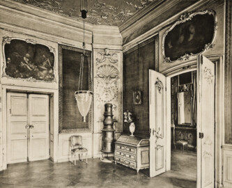 Das Bruchsaler Schloss - Sterbezimmer der Markgräfin Amalie (121) im Corps de Logis - Stuck ca. 1730 (Blatt 31 (unten) der Mappe "Fritz Hirsch: Das Bruchsaler Schloss aus Anlass der Renovation (1900-1909)", erschienen: Heidelberg, Carl Winter's Universitätsbuchhandlung, 1910; Mappe aus dem Bestand des Städtischen Museums Bruchsal; Reproduktion durch Dr. Manfred Schneider, mit freundlicher Genehmigung des Museums) Das Bruchsaler Schloss - Sterbezimmer der Markgräfin Amalie (121) im Corps de Logis - Stuck ca. 1730 (Blatt 31 (unten) der Mappe "Fritz Hirsch: Das Bruchsaler Schloss aus Anlass der Renovation (1900-1909)", erschienen: Heidelberg, Carl Winter's Universitätsbuchhandlung, 1910; Mappe aus dem Bestand des Städtischen Museums Bruchsal; Reproduktion durch Dr. Manfred Schneider, mit freundlicher Genehmigung des Museums)
