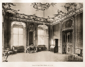 Schloss Bruchsal -- Corps de Logis, Rotes Zimmer, ca. 1756 -- Blatt 45 -- "Fritz Hirsch - Das Bruchsaler Schloss aus Anlass der Renovation (1900 - 1909) -1910"; Digitalisat der Württembergische Landesbibliothek Stuttgart; Persistente URL: http://digital.wlb-stuttgart.de/purl/bsz517378221
