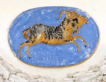 Schloss und Schlossgarten Schwetzingen - Garten - Tempel der Botanik - Von innen - 12 Tierkreiszeichen unterhalb der Kuppel - Blick auf das Tierkreiszeichen Widder, südlich der Tür (Tempel: Durchmesser ca. 7 Meter; Bauzeit: 1777-1780; Architekt: Nicolas de Pigage) (aufgenommen im September 2023, am Nachmittag) Schloss und Schlossgarten Schwetzingen - Garten - Tempel der Botanik - Von innen - 12 Tierkreiszeichen unterhalb der Kuppel - Blick auf das Tierkreiszeichen Widder, südlich der Tür (Tempel: Durchmesser ca. 7 Meter; Bauzeit: 1777-1780; Architekt: Nicolas de Pigage) (aufgenommen im September 2023, am Nachmittag)