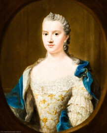 Schloss und Schlossgarten Schwetzingen - Schloss - Mittelbau - Von innen - 1. Obergeschoss - Dienerschaftsräume / Degagements - Kammerdienerinnen-Zimmer - Westwand, links der Tür zum Schlafzimmer - Porträt der Elisabeth von Baden, Hofdame der Kurfürstin Elisabeth Auguste; Halbbildnis, ohne Hände, in gemaltem Oval (Maler: Johann Georg Ziesenis der Jüngere (1716-1776), Datierung: 1755, evtl. 1759, mit Signatur; Öl/Leinwand, Höhe x Breite 46 x 38,5 cm cm; Rückseite später beschriftet: "Nro. 19 / Elisabetha, freyin von Baaden / Hofdame, 1755"; Inv.-Nr. G 3845) (aufgenommen im Februar 2024, am späten Vormittag)