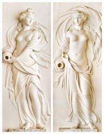 Schloss und Schlossgarten Schwetzingen - Garten - Badhaus - Von innen - Baderaum - Najaden - Nordseite, links und Südseite, rechts - Blick auf zwei hochrechteckige Felder mit Reliefdarstellungen zweier Najaden (Nymphen in der griechischen Mythologie, wachen über Quellen, Bäche, Flüsse, Sümpfe, Teiche und Seen) (Stuckateur: Giuseppe Antonio Pozzi (1732–1811)) (Gesamter Bau: Länge x Breite ca. 18 x 14 Meter, Höhe ca. 10 Meter; Architekt: Nicolas de Pigage (1723-1796); Bauzeit: 1768-1772; Gesamtinstandsetzung innen und außen: 1999-2006) (aufgenommen im Oktober 2025, am späten Nachmittag) Schloss und Schlossgarten Schwetzingen - Garten - Badhaus - Von innen - Baderaum - Najaden - Nordseite, links und Südseite, rechts - Blick auf zwei hochrechteckige Felder mit Reliefdarstellungen zweier Najaden (Nymphen in der griechischen Mythologie, wachen über Quellen, Bäche, Flüsse, Sümpfe, Teiche und Seen) (Stuckateur: Giuseppe Antonio Pozzi (1732–1811)) (Gesamter Bau: Länge x Breite ca. 18 x 14 Meter, Höhe ca. 10 Meter; Architekt: Nicolas de Pigage (1723-1796); Bauzeit: 1768-1772; Gesamtinstandsetzung innen und außen: 1999-2006) (aufgenommen im Oktober 2025, am späten Nachmittag)