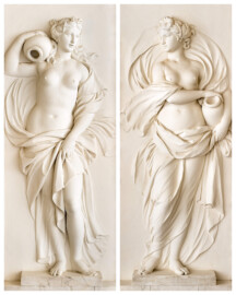 Schloss und Schlossgarten Schwetzingen - Garten - Badhaus - Von innen - Baderaum - Najaden - Westseite, links und rechts - Von Osten - Blick auf zwei hochrechteckige Felder mit Reliefdarstellungen zweier Najaden (Nymphen in der griechischen Mythologie, wachen über Quellen, Bäche, Flüsse, Sümpfe, Teiche und Seen) (Stuckateur: Giuseppe Antonio Pozzi (1732–1811)) (Gesamter Bau: Länge x Breite ca. 18 x 14 Meter, Höhe ca. 10 Meter; Architekt: Nicolas de Pigage (1723-1796); Bauzeit: 1768-1772; Gesamtinstandsetzung innen und außen: 1999-2006) (aufgenommen im Oktober 2025, am späten Nachmittag) Schloss und Schlossgarten Schwetzingen - Garten - Badhaus - Von innen - Baderaum - Najaden - Westseite, links und rechts - Von Osten - Blick auf zwei hochrechteckige Felder mit Reliefdarstellungen zweier Najaden (Nymphen in der griechischen Mythologie, wachen über Quellen, Bäche, Flüsse, Sümpfe, Teiche und Seen) (Stuckateur: Giuseppe Antonio Pozzi (1732–1811)) (Gesamter Bau: Länge x Breite ca. 18 x 14 Meter, Höhe ca. 10 Meter; Architekt: Nicolas de Pigage (1723-1796); Bauzeit: 1768-1772; Gesamtinstandsetzung innen und außen: 1999-2006) (aufgenommen im Oktober 2025, am späten Nachmittag)