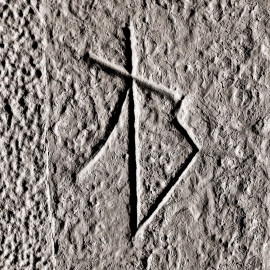 Schloss und Schlossgarten Schwetzingen - Schloss - Mittelbau - Von innen - Erdgeschoss, Nordseite - Besucherzentrum / ehemaliger Hochkeller - 3. Gurtbogen von Osten - Blick auf das 5. Steinmetzzeichen (von Süden und von unten aus gezählt) (Raum: Länge x Breite: ca. 16 x 6 Meter, Höhe (bis Schlussstein): ca. 3,5 Meter; 4 Joche, 3 Gurtbögen, 3 Kreuzrippengewölbe, ein Kreuzgratgewölbe im Osten; Nordwand: 2 Fenster, 2 vermauerte Öffnungen, Standerker: 1 kleines Fenster, Südwand: 3 Türen, Ostwand: verschlossene Durchgangstür) (Mittelbau: Länge Westseite ca. 45 Meter, Breite Süd-/Nordseite ca. 38 Meter; Wiederaufbau / Erweiterung: 1698-1717; Architekt: Johann Adam Breunig) (aufgenommen im November 2025, am Nachmittag) Schloss und Schlossgarten Schwetzingen - Schloss - Mittelbau - Von innen - Erdgeschoss, Nordseite - Besucherzentrum / ehemaliger Hochkeller - 3. Gurtbogen von Osten - Blick auf das 5. Steinmetzzeichen (von Süden und von unten aus gezählt) (Raum: Länge x Breite: ca. 16 x 6 Meter, Höhe (bis Schlussstein): ca. 3,5 Meter; 4 Joche, 3 Gurtbögen, 3 Kreuzrippengewölbe, ein Kreuzgratgewölbe im Osten; Nordwand: 2 Fenster, 2 vermauerte Öffnungen, Standerker: 1 kleines Fenster, Südwand: 3 Türen, Ostwand: verschlossene Durchgangstür) (Mittelbau: Länge Westseite ca. 45 Meter, Breite Süd-/Nordseite ca. 38 Meter; Wiederaufbau / Erweiterung: 1698-1717; Architekt: Johann Adam Breunig) (aufgenommen im November 2025, am Nachmittag)