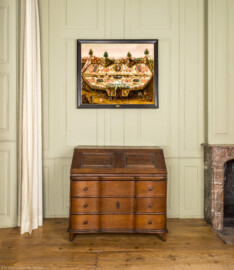 Schloss und Schlossgarten Schwetzingen - Schloss - Mittelbau - Von innen - 1. Obergeschoss - Appartment des Kurfürsten - Erstes Vorzimmer - Südwand - Blick auf einen Sekretär und ein Jagdgemälde (Darstellung einer sog. "eingestellten Jagd"; Maler und Datierung: unbekannt) (aufgenommen im Dezember 2025, am Nachmittag) Schloss und Schlossgarten Schwetzingen - Schloss - Mittelbau - Von innen - 1. Obergeschoss - Appartment des Kurfürsten - Erstes Vorzimmer - Südwand - Blick auf einen Sekretär und ein Jagdgemälde (Darstellung einer sog. "eingestellten Jagd"; Maler und Datierung: unbekannt) (aufgenommen im Dezember 2025, am Nachmittag)