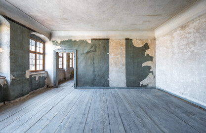 Schloss und Schlossgarten Schwetzingen - Schloss - Mittelbau - Von innen - 3. Obergeschoss - Östliche Räume - Raum 234 - Von Norden - Blick vom Kamin nach Süden in den Raum; links der Zugang zum Raum 232 (aufgenommen im März 2026, um die Mittagszeit) Schloss und Schlossgarten Schwetzingen - Schloss - Mittelbau - Von innen - 3. Obergeschoss - Östliche Räume - Raum 234 - Von Norden - Blick vom Kamin nach Süden in den Raum; links der Zugang zum Raum 232 (aufgenommen im März 2026, um die Mittagszeit)