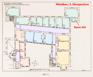 Schloss und Schlossgarten Schwetzingen - Erweiterte Abb. 7: "Grundriß des 3. Obergeschosses" (Raum 245) des Buches "Heinrich Gropp: Das Schwetzinger Schloß zu Anfang des 18. Jahrhunderts – Dissertation – 1930" (Reproduktion durch Dr. Manfred Schneider, August 2023) Schloss und Schlossgarten Schwetzingen - Erweiterte Abb. 7: "Grundriß des 3. Obergeschosses" (Raum 245) des Buches "Heinrich Gropp: Das Schwetzinger Schloß zu Anfang des 18. Jahrhunderts – Dissertation – 1930" (Reproduktion durch Dr. Manfred Schneider, August 2023)