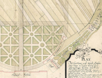 Schloss und Schlossgarten Schwetzingen -  Ausschnitt aus dem Enteignungsplan mit Darstellung des Gesandtenhauses - Grundrissplan / Lageplan, 1753; Enteignungsplan für die Gartenerweiterung vom Jahre 1753; "Grund-Riß über einige Güther, so zu Ihro Chur-Fürstlichen Durchlaucht neu anzulegenden Lust-Garten angewendet und denen hierin specificirten damahligen Possesores anderwärtig widerum vergüthet worden in dem 1753ten Jahr und Plan des Gartens und kurze Erklärung derer in diesem Grund Riß abgemessenen Güther, welche zu Iho Chur Fürst[liche]n Durch[leuch]t neuen anzulegenden Lust-Garten seind ernennet worden ..."; Lageplan eines Teils des Schwetzinger Schlosses, der Orangerie mit Nebengebäuden, des Gesandtenhauses, -gartens, -stalls und -vorhauses und der westlich anschließenden Feldflur und des Viehtriebs mit Überplanung für den Lustgarten, Gemüsegarten, Obstgarten und neue Orangerie (Bildnachweis: Generallandesarchiv Karlsruhe H Schwetzingen 5 Bild 1, http://www.landesarchiv-bw.de/plink/?f=4-1748564)