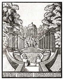 Schloss und Schlossgarten Schwetzingen - Schlosstheater / Rokokotheater - Zeichnung von Karl Freund, 1924 - Rekonstruktion des Naturtheaters (Bildnachweis: Seite 28 der Beilagen der Dissertation "Karl Freund: Churpfälzische Schloss- und Hoftheater (Heidelberg, Mannheim und Schwetzingen) in der Geschichte des Theaterbaues, der Bühnentechnik, Dekoration, Beleuchtung und des Kostüms in Italien, Frankreich, England und Deutschland – 1924"; Reproduktion durch Dr. Manfred Schneider, Februar 2025) Schloss und Schlossgarten Schwetzingen - Schlosstheater / Rokokotheater - Zeichnung von Karl Freund, 1924 - Rekonstruktion des Naturtheaters (Bildnachweis: Seite 28 der Beilagen der Dissertation "Karl Freund: Churpfälzische Schloss- und Hoftheater (Heidelberg, Mannheim und Schwetzingen) in der Geschichte des Theaterbaues, der Bühnentechnik, Dekoration, Beleuchtung und des Kostüms in Italien, Frankreich, England und Deutschland – 1924"; Reproduktion durch Dr. Manfred Schneider, Februar 2025)