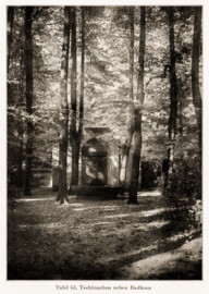 Schloss und Schlossgarten Schwetzingen - Teehäuschen neben Badhaus (Bildnachweis: Tafel 43 aus "Max Schmechel: Nicolaus von Pigage’s Schwetzinger Entwürfe und Bauten - Dissertation – 1923"; Reproduktion durch Dr. Manfred Schneider, August 2023) Schloss und Schlossgarten Schwetzingen - Teehäuschen neben Badhaus (Bildnachweis: Tafel 43 aus "Max Schmechel: Nicolaus von Pigage’s Schwetzinger Entwürfe und Bauten - Dissertation – 1923"; Reproduktion durch Dr. Manfred Schneider, August 2023)