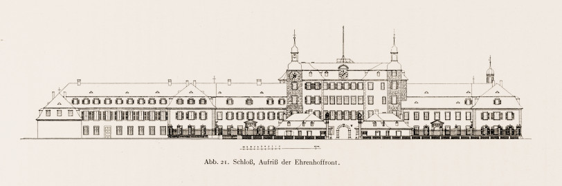 Schloss und Schlossgarten Schwetzingen - Schloss, Aufriss der Ehrenhoffront - Zeichnung von Wilhelm Schweitzer, 1930 (Bildnachweis: Die Kunstdenkmäler des Amtsbezirks Mannheim – Stadt Schwetzingen – 1933) Schloss und Schlossgarten Schwetzingen - Schloss, Aufriss der Ehrenhoffront - Zeichnung von Wilhelm Schweitzer, 1930 (Bildnachweis: Die Kunstdenkmäler des Amtsbezirks Mannheim – Stadt Schwetzingen – 1933)